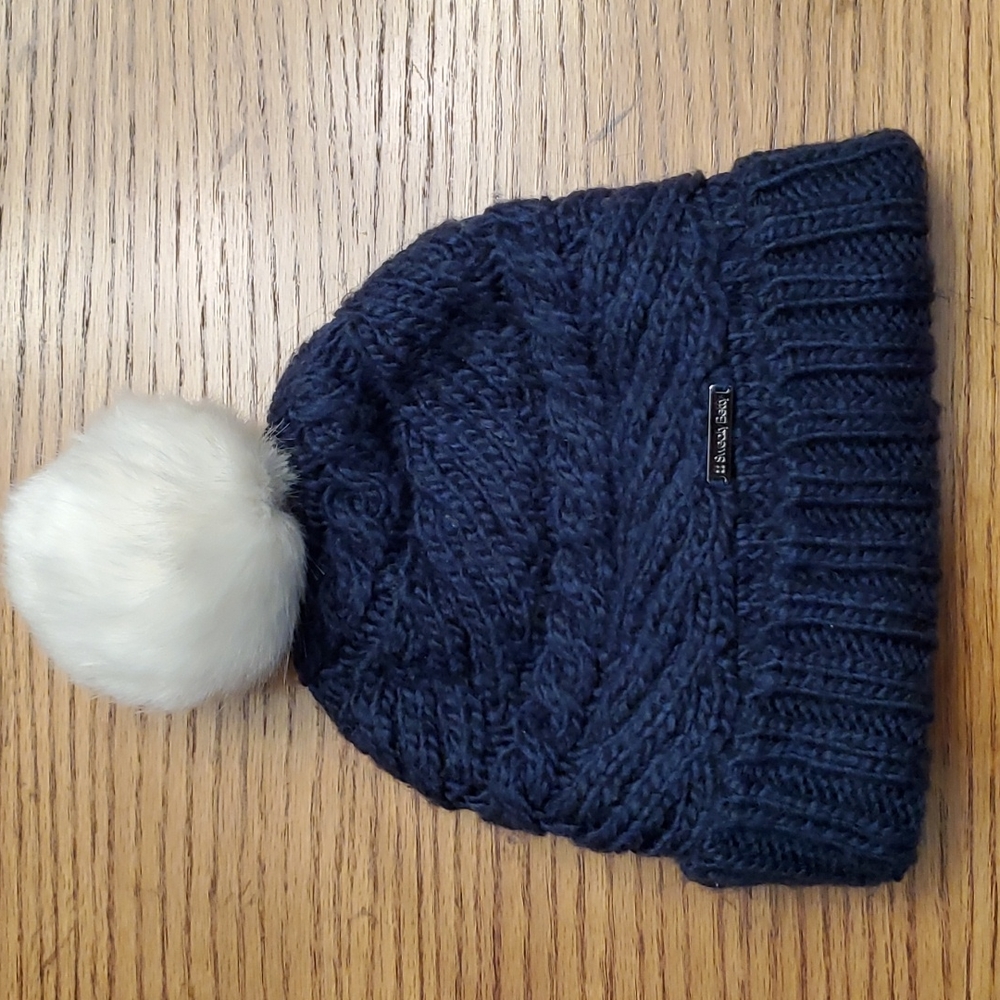 Sweaty Betty Luxe Knitted Bobble Pom Beanie